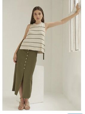 Mus & Bombon Barcelona Ethical Linen Blend
Knit Sleeveless TieTank M
Creme/Green